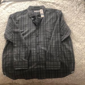 Tommy Bahama Mens plaid shirt. Size XL. New with tag.